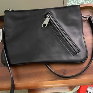 GAP black leather bag with removable straps NWT